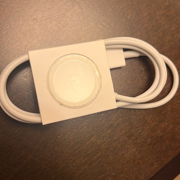 Apple Other - Apple Watch Magnetic Charging Cable (1 m)
Brand new